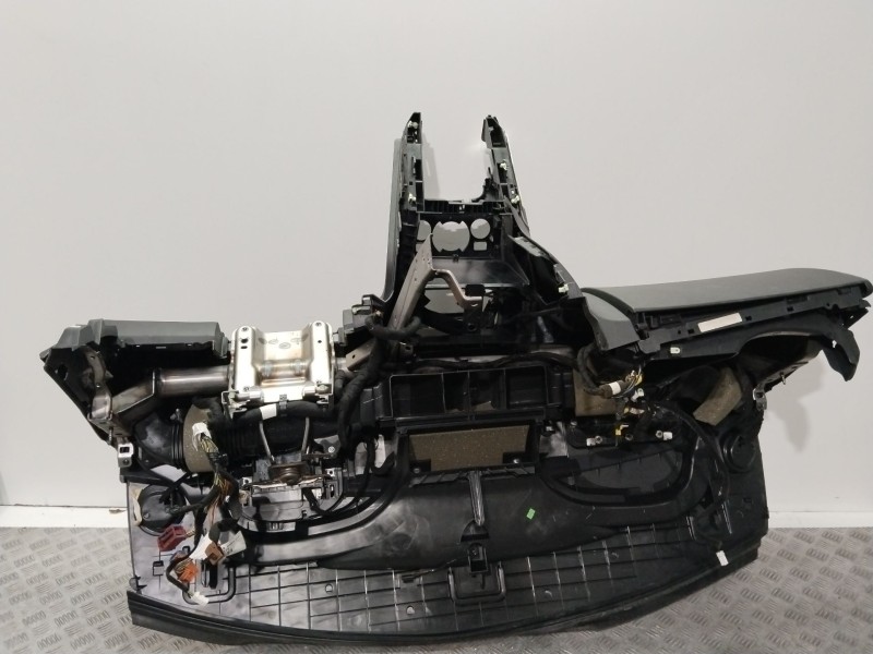 Recambio de salpicadero para peugeot 3008 i monospace (0u_) 2.0 hdi referencia OEM IAM 824705  