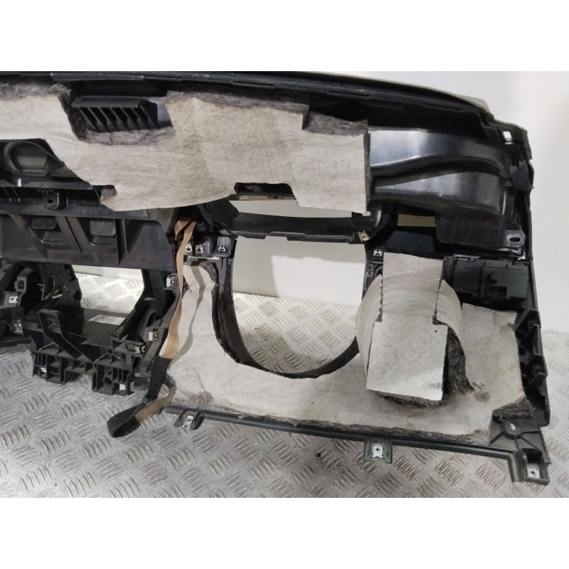 Recambio de salpicadero para bmw 1 (e87) 120 d referencia OEM IAM   