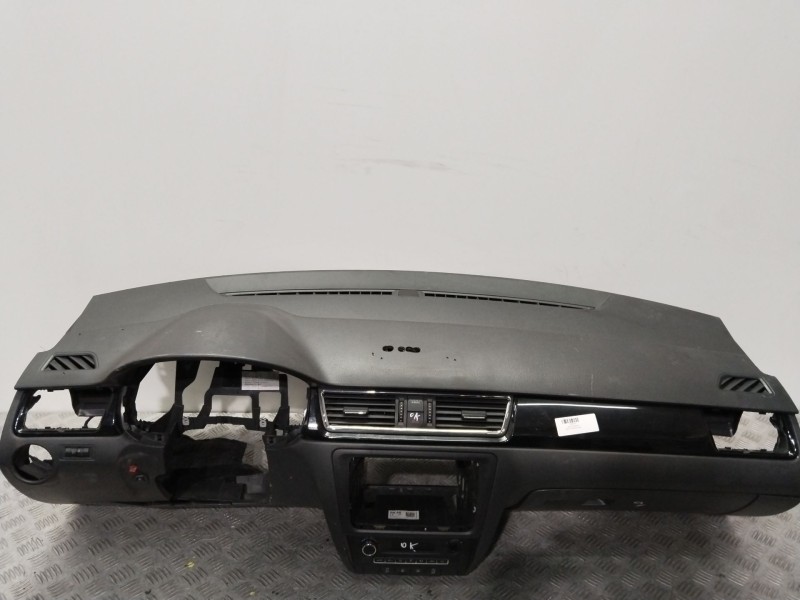Recambio de salpicadero para seat toledo (kg3) reference referencia OEM IAM   