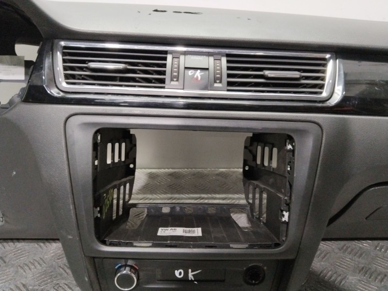 Recambio de salpicadero para seat toledo (kg3) reference referencia OEM IAM   