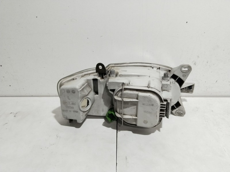 Recambio de faro izquierdo para ford escort berl./turnier clx berlina referencia OEM IAM 1076561  