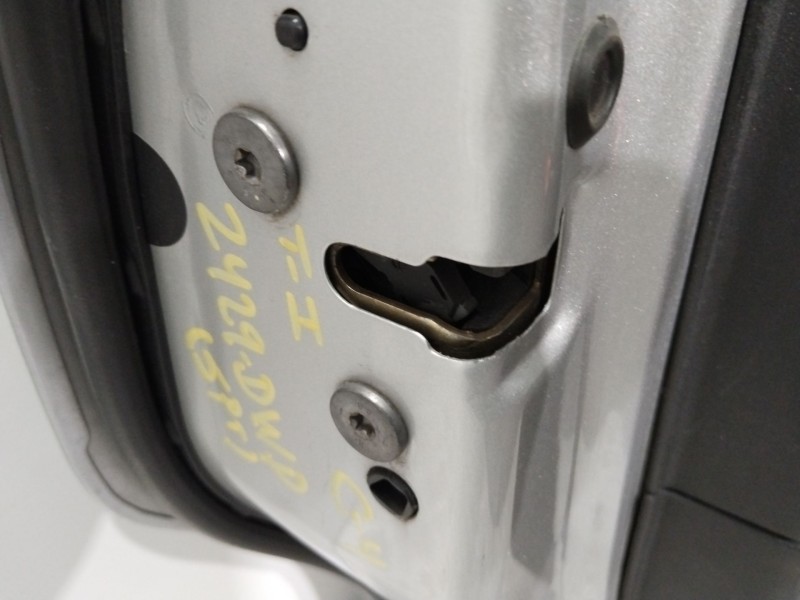 Recambio de puerta trasera izquierda para citroën c4 berlina collection referencia OEM IAM 9006H8 PLATA PLATA