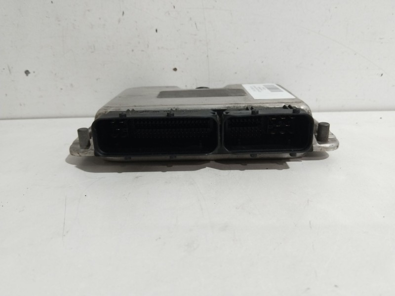 Recambio de centralita motor uce para seat ibiza iii (6l1) 1.9 sdi referencia OEM IAM 038906019HQ  