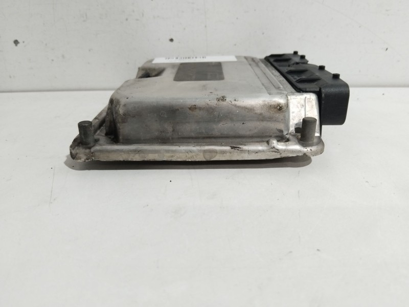 Recambio de centralita motor uce para seat ibiza iii (6l1) 1.9 sdi referencia OEM IAM 038906019HQ  