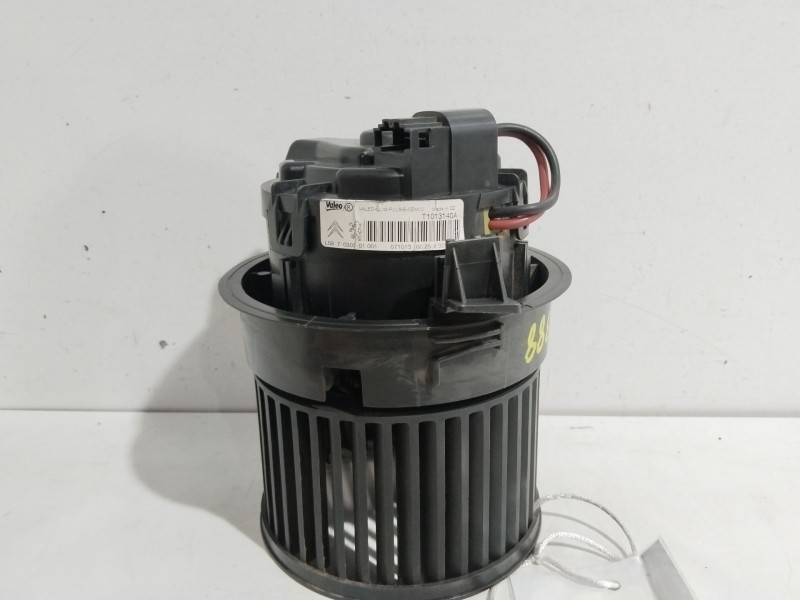 Recambio de motor calefaccion para peugeot 208 access referencia OEM IAM T1013140A  