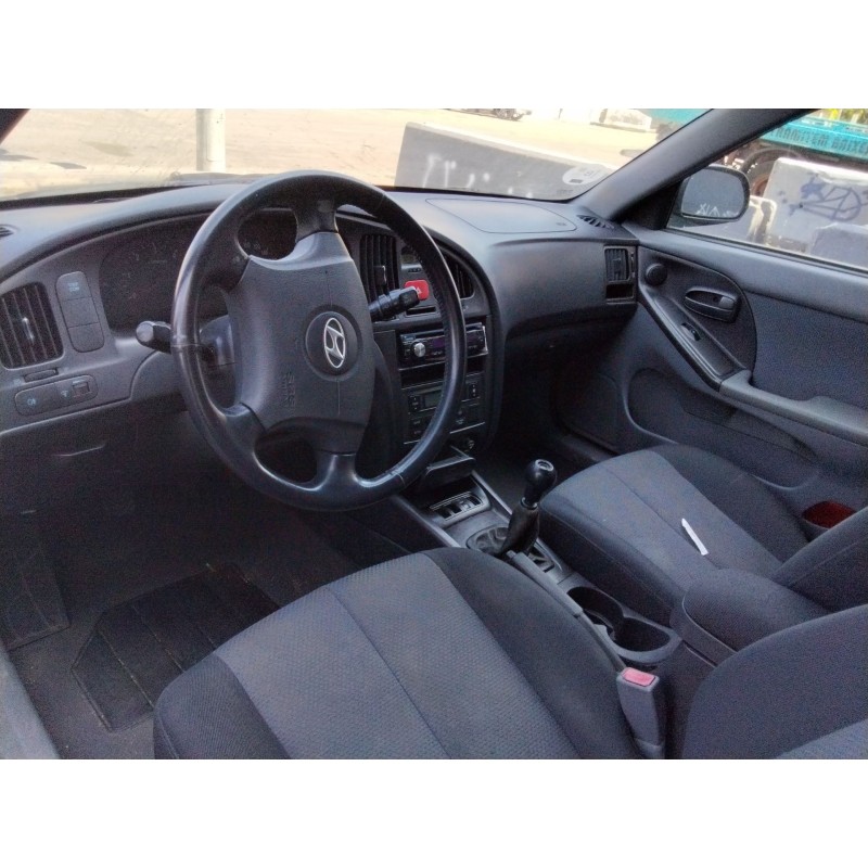 HYUNDAI ELANTRA III (XD) - imagen 5