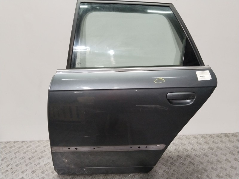 Recambio de puerta trasera izquierda para audi a4 avant (8e) 1.8 t referencia OEM IAM 8E0833051J GRIS 