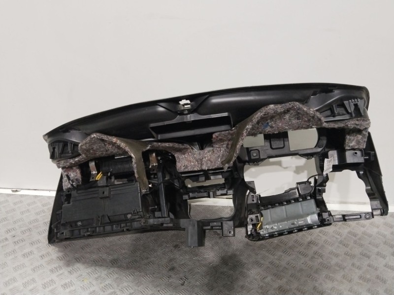 Recambio de salpicadero para alfa romeo mito (145) basis referencia OEM IAM 156102457  