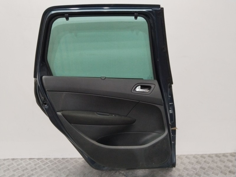 Recambio de puerta trasera izquierda para peugeot 308 sw envy referencia OEM IAM 9006L7  NEGRO