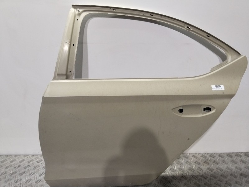 Recambio de puerta trasera izquierda para skoda octavia lim. (nx3) referencia OEM IAM  5E6833311 