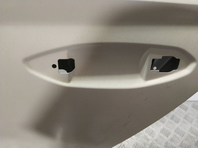 Recambio de puerta trasera izquierda para skoda octavia lim. (nx3) referencia OEM IAM  5E6833311 