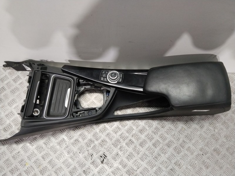 Recambio de consola central para bmw 3 gran turismo (f34) 328 i xdrive referencia OEM IAM 51169360522  