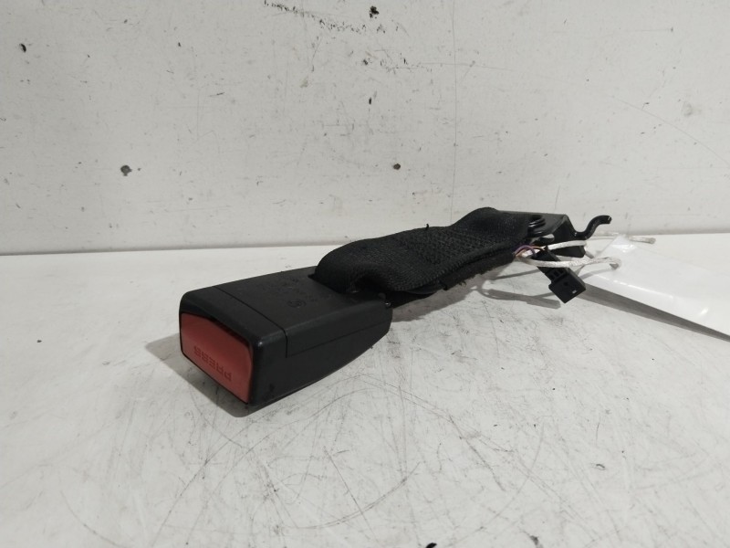 Recambio de enganche cinturon trasero izquierdo para bmw 3 gran turismo (f34) 328 i xdrive referencia OEM IAM 619636700C  