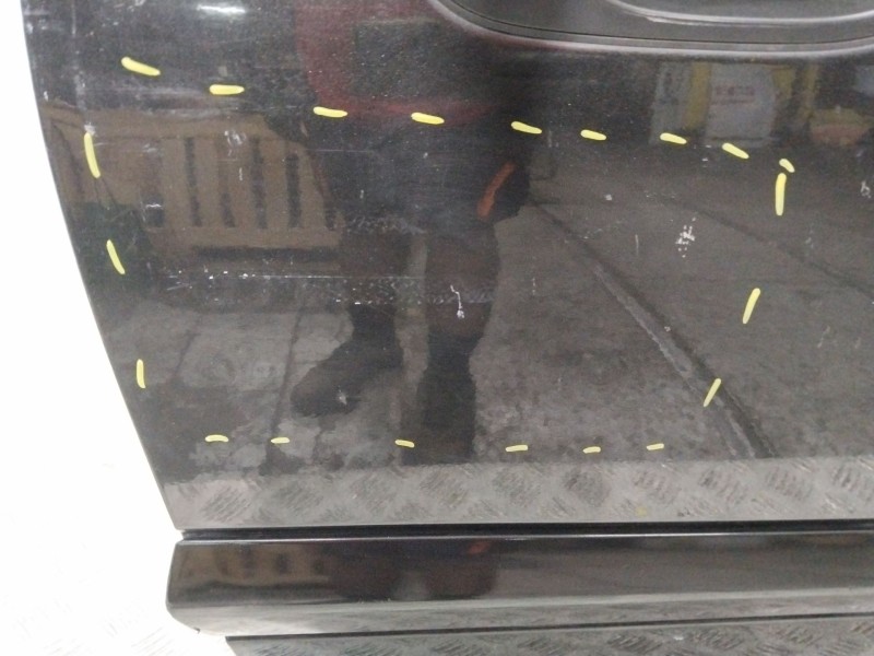 Recambio de puerta delantera derecha para nissan almera ii hatchback (n16) 1.5 referencia OEM IAM 801005M332  NEGRO