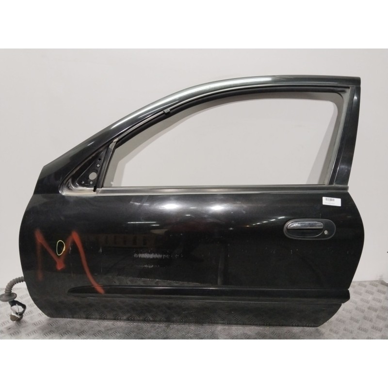 Recambio de puerta delantera izquierda para nissan almera ii hatchback (n16) 1.5 referencia OEM IAM 801015M332  NEGRO