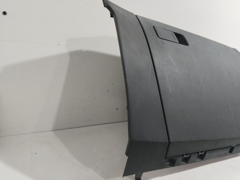 Recambio de guantera para volkswagen polo vi (aw1, bz1, ae1) 1.0 tsi referencia OEM IAM 2G1857097A  