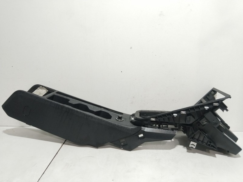 Recambio de consola central para volkswagen polo vi (aw1, bz1, ae1) 1.0 tsi referencia OEM IAM 2G1863243A  