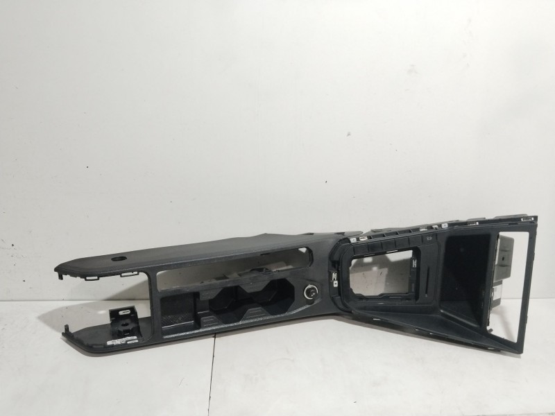 Recambio de consola central para volkswagen polo vi (aw1, bz1, ae1) 1.0 tsi referencia OEM IAM 2G1863243A  