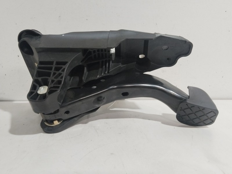 Recambio de pedal freno para volkswagen polo vi (aw1, bz1, ae1) 1.0 tsi referencia OEM IAM 2Q1721058P  