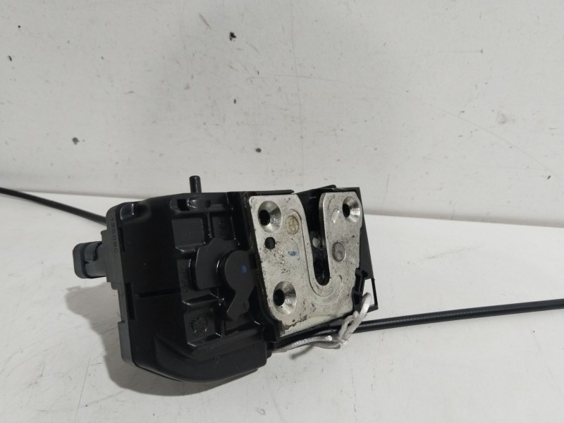 Recambio de cerradura puerta trasera derecha para nissan micra (k12e) acenta referencia OEM IAM PBT30  