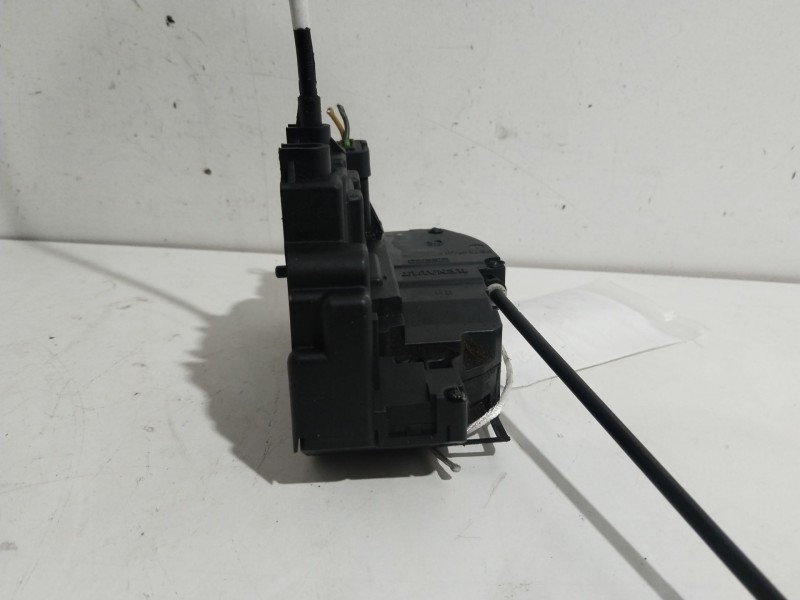 Recambio de cerradura puerta trasera derecha para nissan micra (k12e) acenta referencia OEM IAM PBT30  