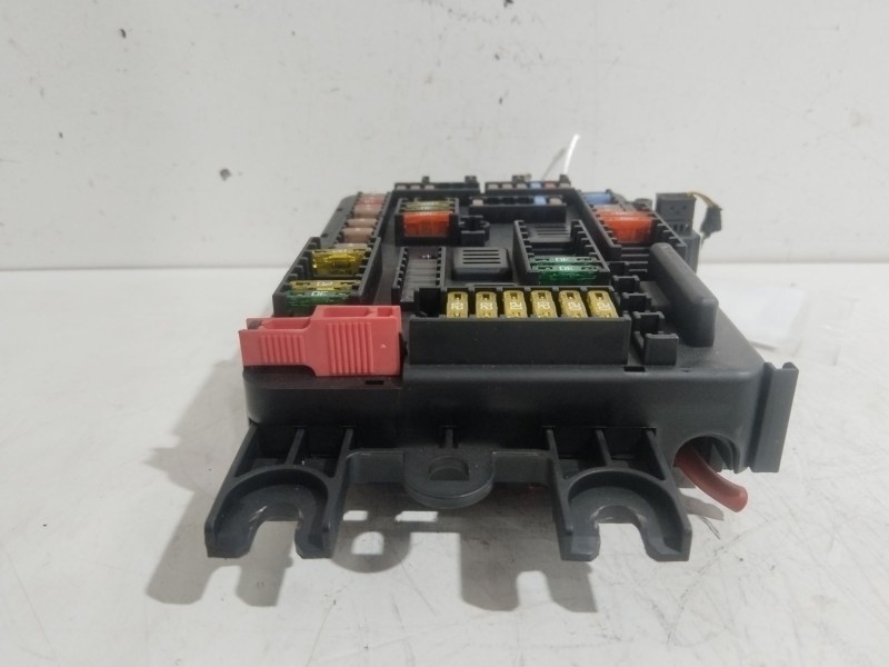 Recambio de caja reles / fusibles para bmw 3 gran turismo (f34) 328 i xdrive referencia OEM IAM 926111102  