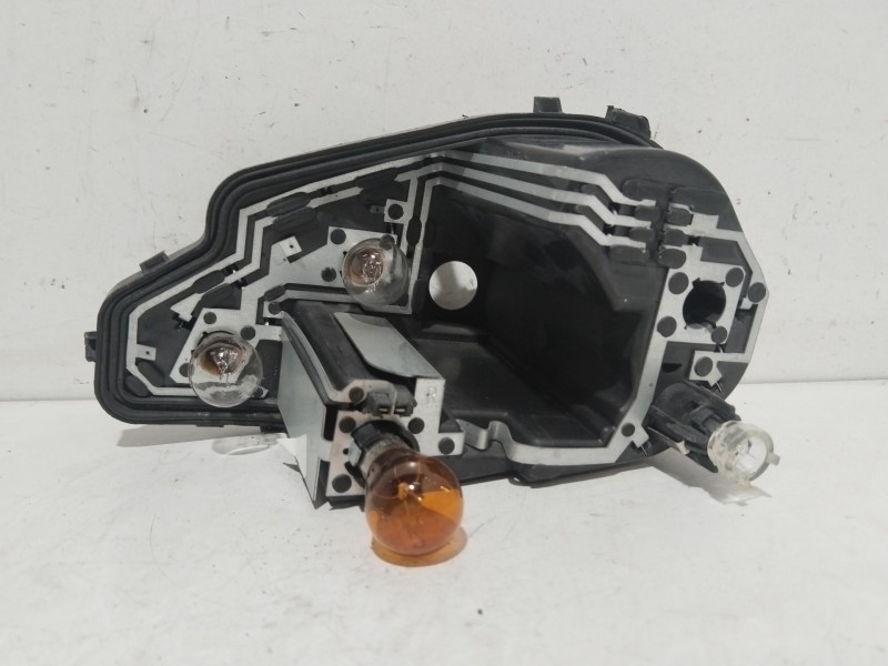 Recambio de portalampara piloto trasero derecho para seat ibiza (6j5) ecomotive referencia OEM IAM 89392910 6 PINES 