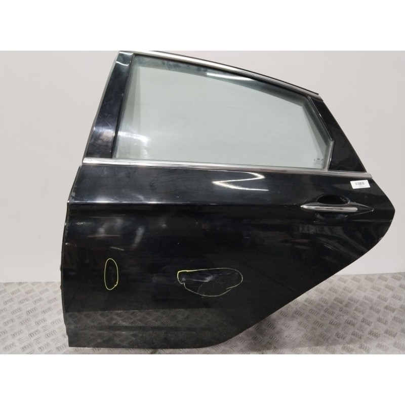 Recambio de puerta trasera izquierda para hyundai i40 cab bluedrive referencia OEM IAM 770033Z300  NEGRO