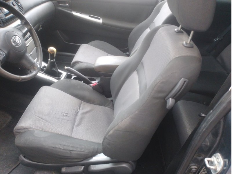 toyota corolla (e12) del año 2006