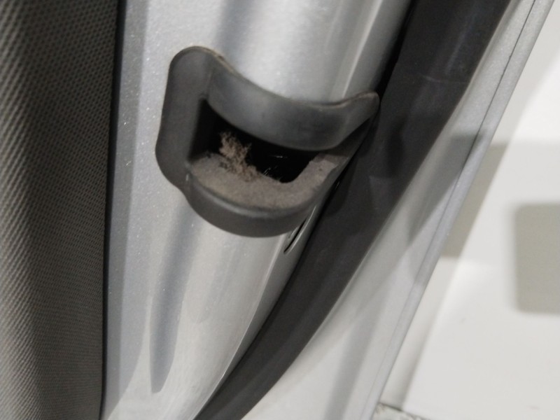 Recambio de puerta delantera derecha para audi a2 (8z) 1.4 referencia OEM IAM  PLATA 