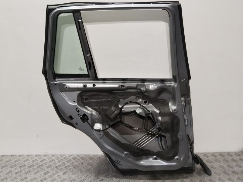Recambio de puerta trasera izquierda para bmw x3 (e83) 3.0d referencia OEM IAM 41003449337  PLATA
