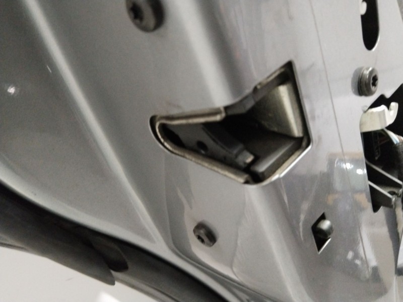 Recambio de puerta trasera izquierda para bmw x3 (e83) 3.0d referencia OEM IAM 41003449337  PLATA