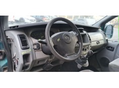 opel vivaro a autobús (x83) del año 2004 2