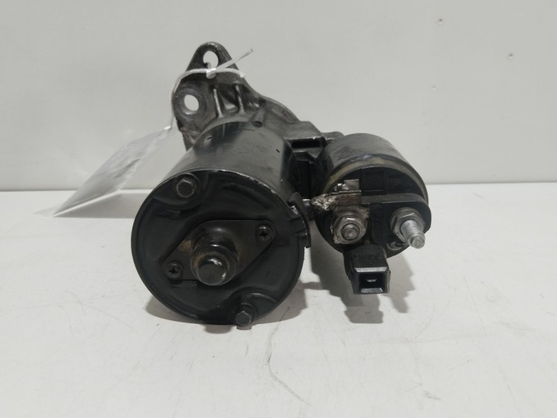 Recambio de motor arranque para volkswagen golf iv (1j1) 1.6 16v referencia OEM IAM 020911023F  