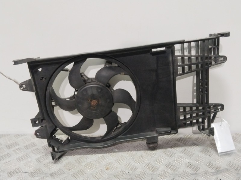 Recambio de electroventilador para fiat punto berlina (188) 1.2 8v referencia OEM IAM 0046785738   Recambio de electroventilador para fiat punto berlina (188) 1.2 8v referencia OEM IAM 0046785738