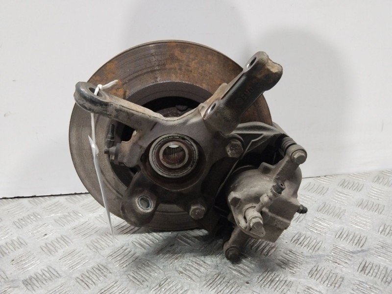 Recambio de mangueta delantera izquierda para nissan almera ii hatchback (n16) 1.5 referencia OEM IAM 400154M400  