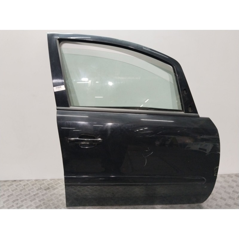 Recambio de puerta delantera derecha para opel zafira b cosmo referencia OEM IAM 13203014  NEGRO