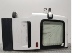 Recambio de puerta trasera izquierda para nissan interstar mod. 04 (x70) caja cerrada, l 2 h 2, techo referencia OEM IAM  BLANCA