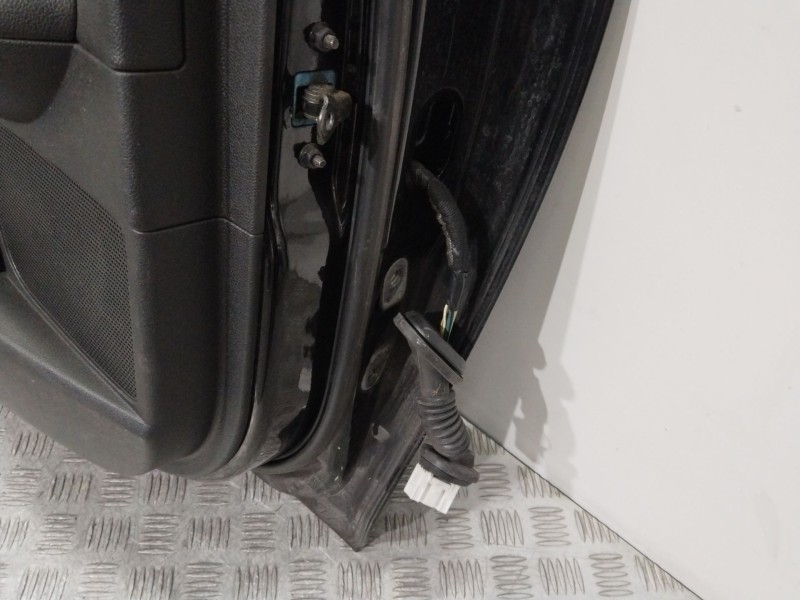 Recambio de puerta trasera izquierda para kia optima concept referencia OEM IAM   NEGRO