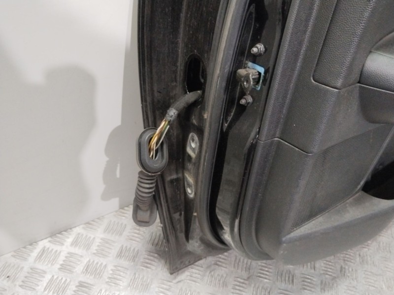 Recambio de puerta trasera derecha para kia optima concept referencia OEM IAM   NEGRO