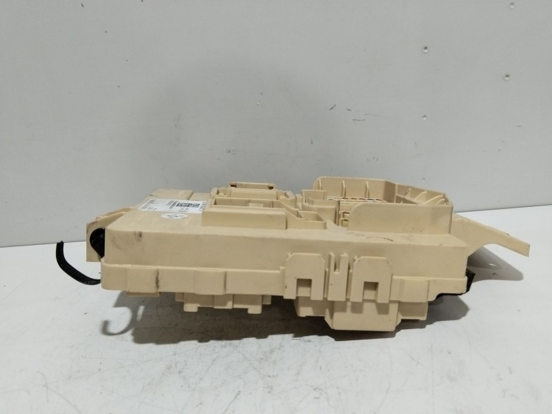 Recambio de caja reles / fusibles para kia optima concept referencia OEM IAM 91950D4111  