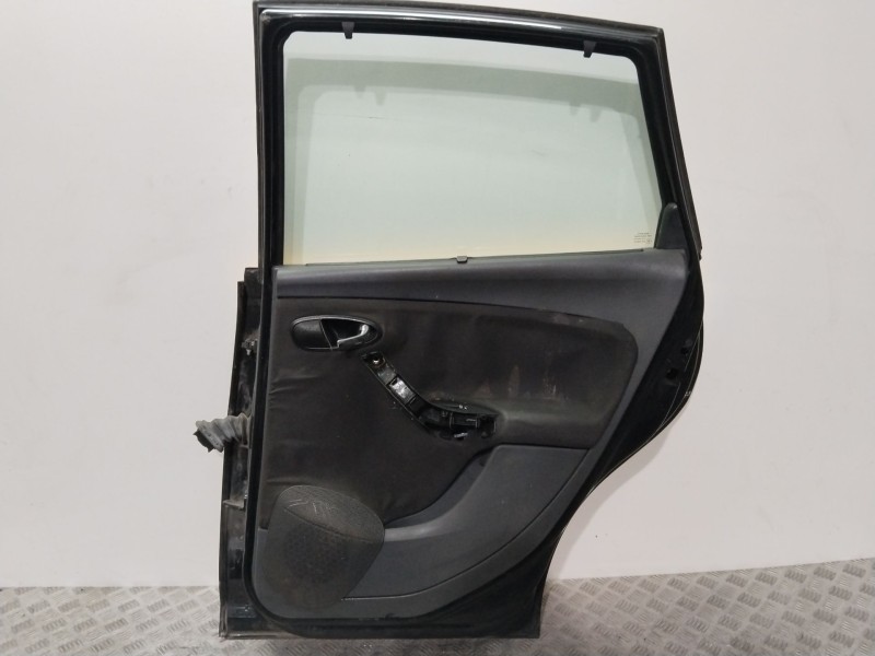 Recambio de puerta trasera derecha para seat altea xl (5p5) reference referencia OEM IAM 5P0833056A AMARILLO AMARILLO