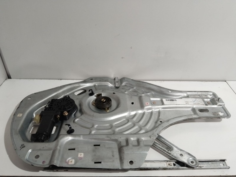 Recambio de elevalunas delantero izquierdo para hyundai tucson (jm) 2.0 crdi comfort referencia OEM IAM 824702E010  
