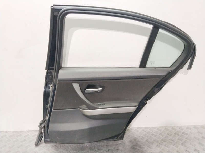 Recambio de puerta trasera derecha para bmw serie 3 berlina (e90) 320d referencia OEM IAM  AZUL 