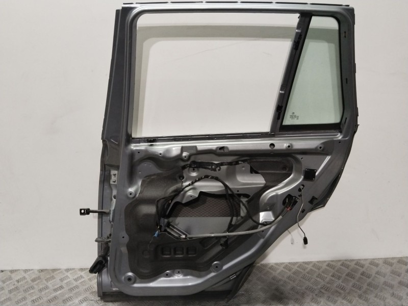 Recambio de puerta trasera derecha para bmw x3 (e83) 3.0d referencia OEM IAM 41003449338  PLATA