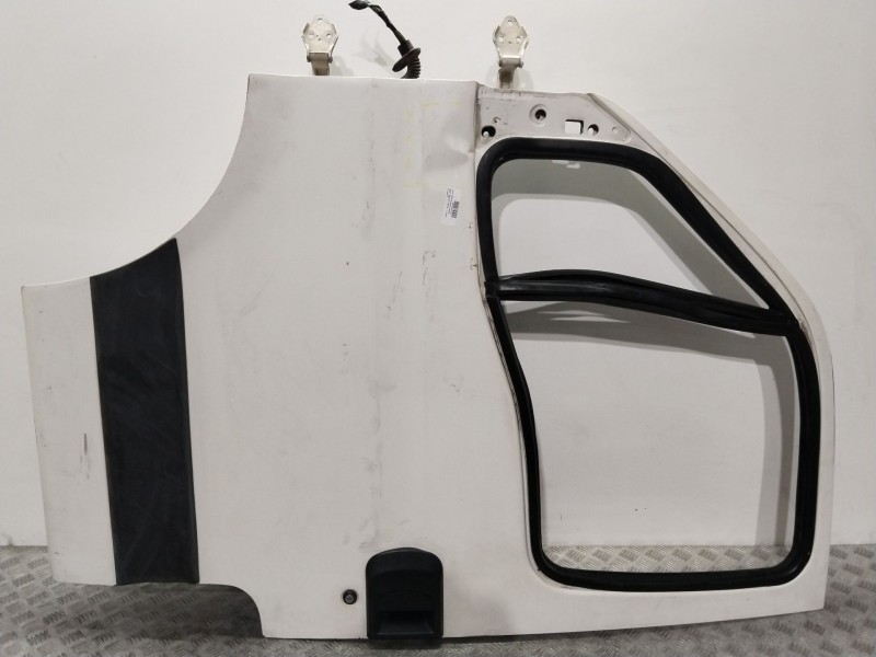 Recambio de puerta delantera izquierda para iveco daily combi 29 - l 12 combi referencia OEM IAM  BLANCA 