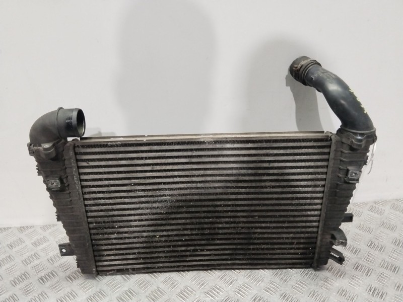 Recambio de intercooler para opel astra h (a04) 1.9 cdti (l48) referencia OEM IAM 13152323  