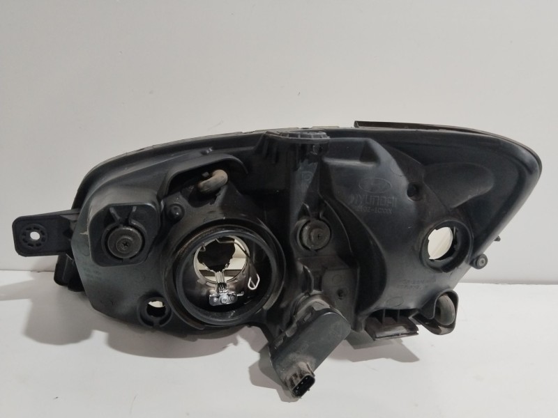 Recambio de faro derecho para hyundai getz (tb) 1.1 referencia OEM IAM 921201C010  