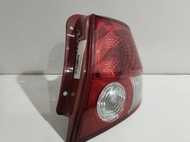 Recambio de piloto trasero derecho para hyundai getz (tb) 1.1 referencia OEM IAM 924021C010  