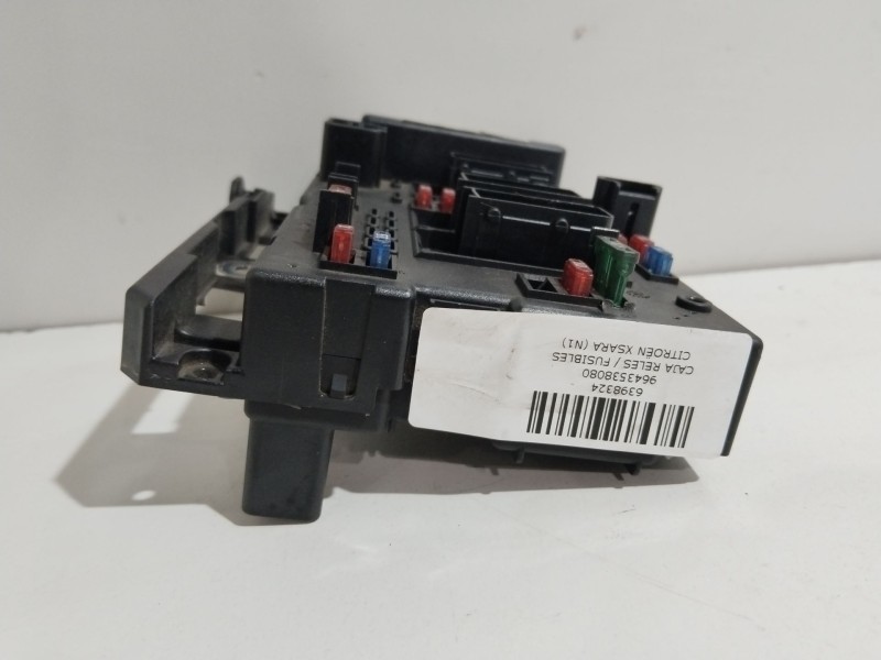 Recambio de caja reles / fusibles para citroën xsara (n1) 1.6 16v referencia OEM IAM 9643538080  